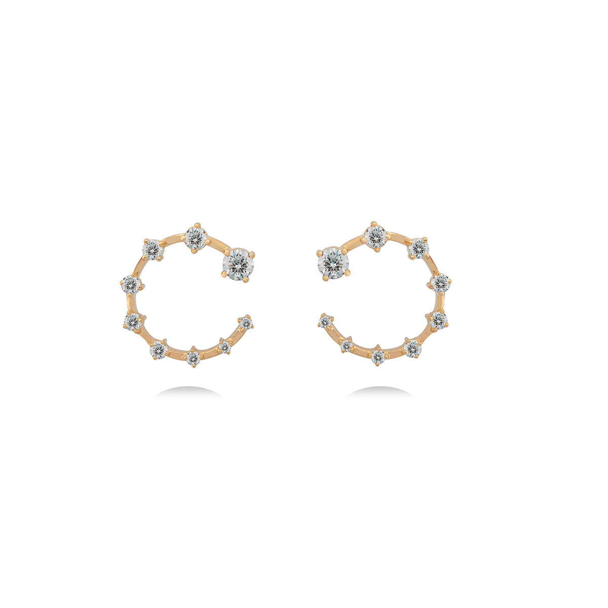 Circle Diamond Earrings in 18K Gold